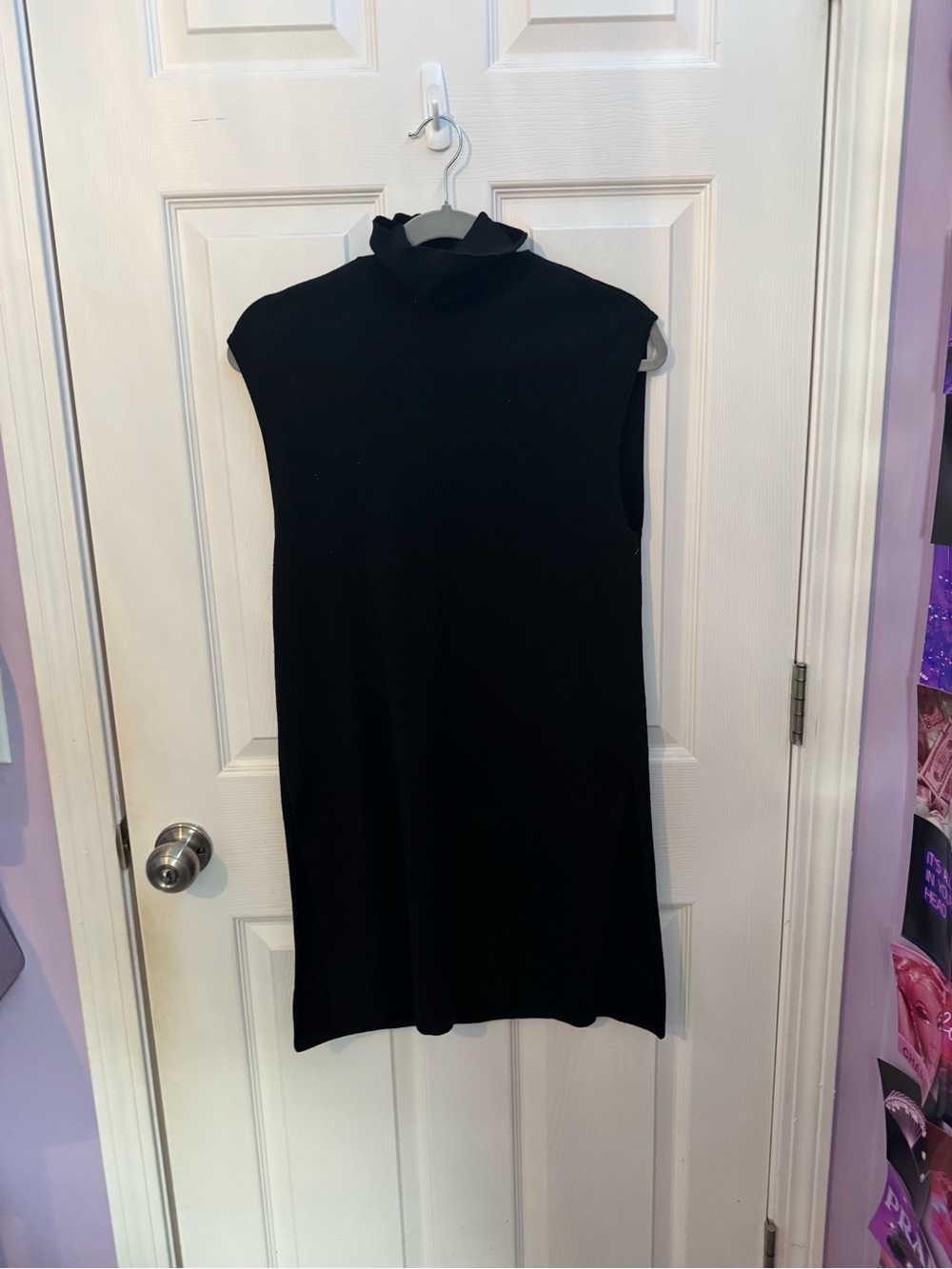 H&M Black Ribbed Knit Sleeveless Mock Neck Top